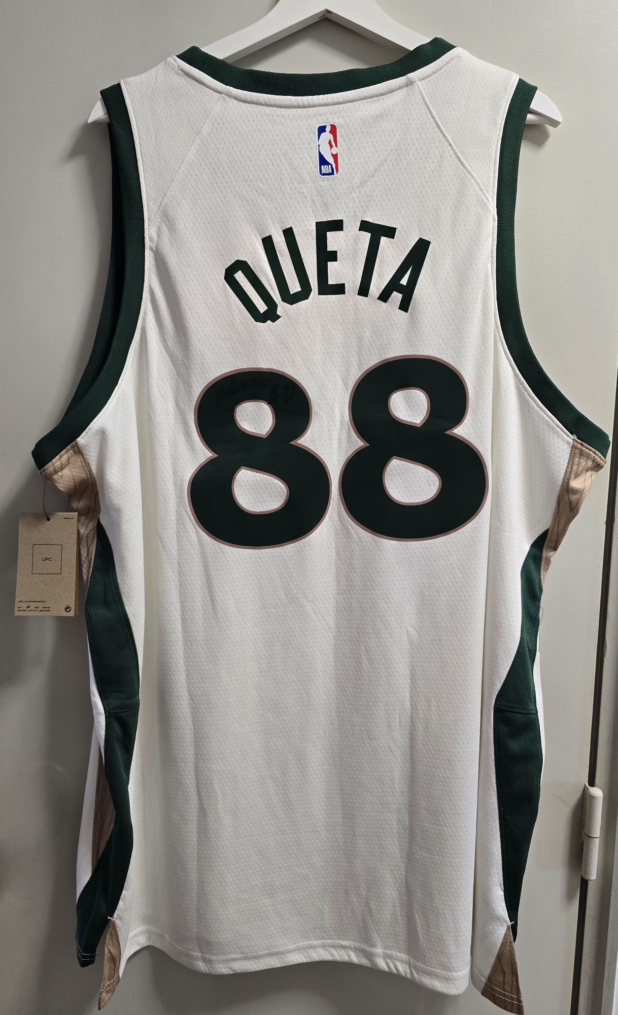 Camisola Celtis Queta assinada