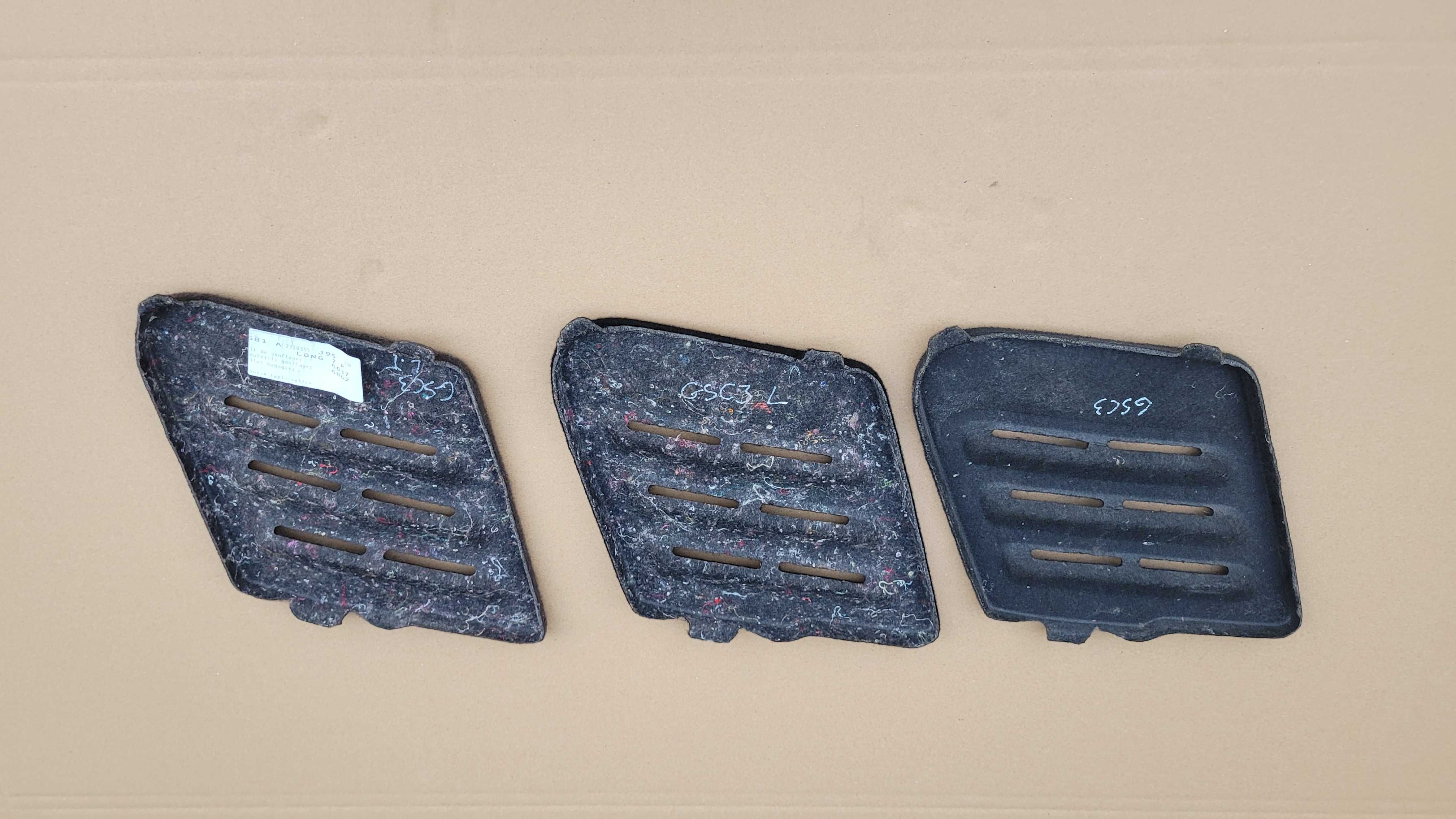 RENAULT Grand Scenic III 3  zaślepka bagażnika lewa boczek