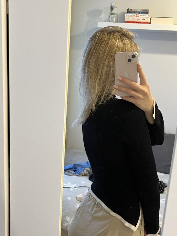 Asymetryczny cienki dopasowany sweter