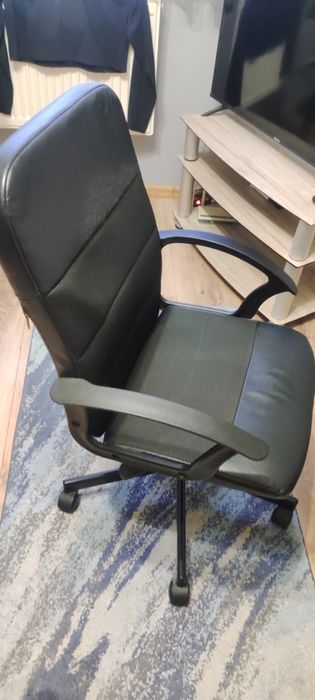 Krzesło biurowe obrotowe