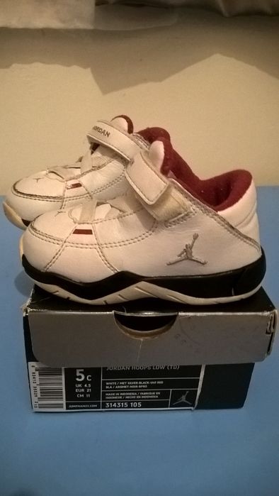 Sapatilhas Nike Air Jordan Retro Unisexo 21 5C
