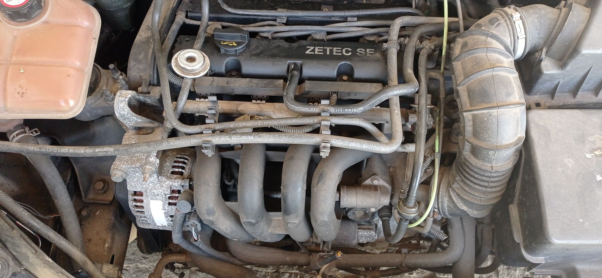 Motor ford zetec SE e caixa de velocidades do ford focus