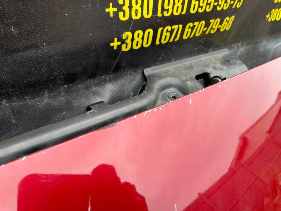 Кришка порта зарядки Nissan Leaf 2018р- 65710-5SA2A, 65701-3NA3A
