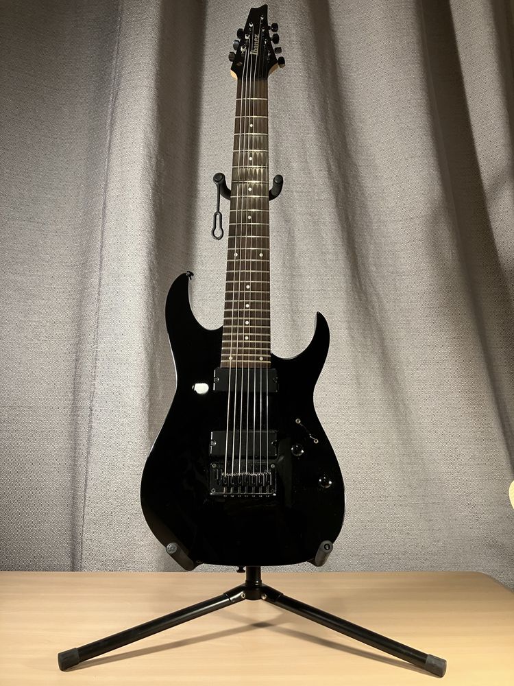 Stojak gitarowy Clifton