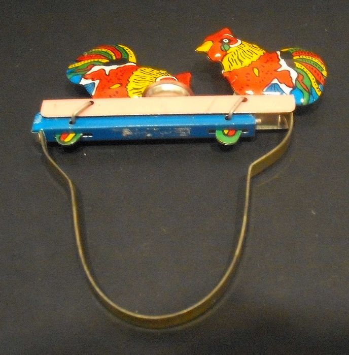 Antigo jogo de mão em chapa