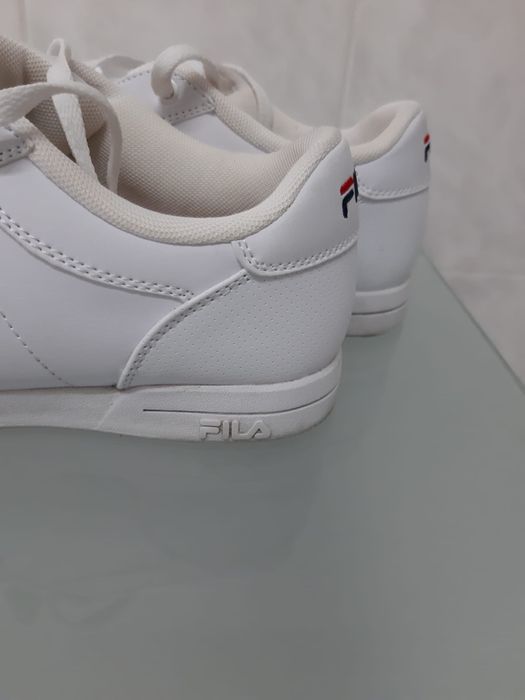 Sapatilhas brancas FILA originais