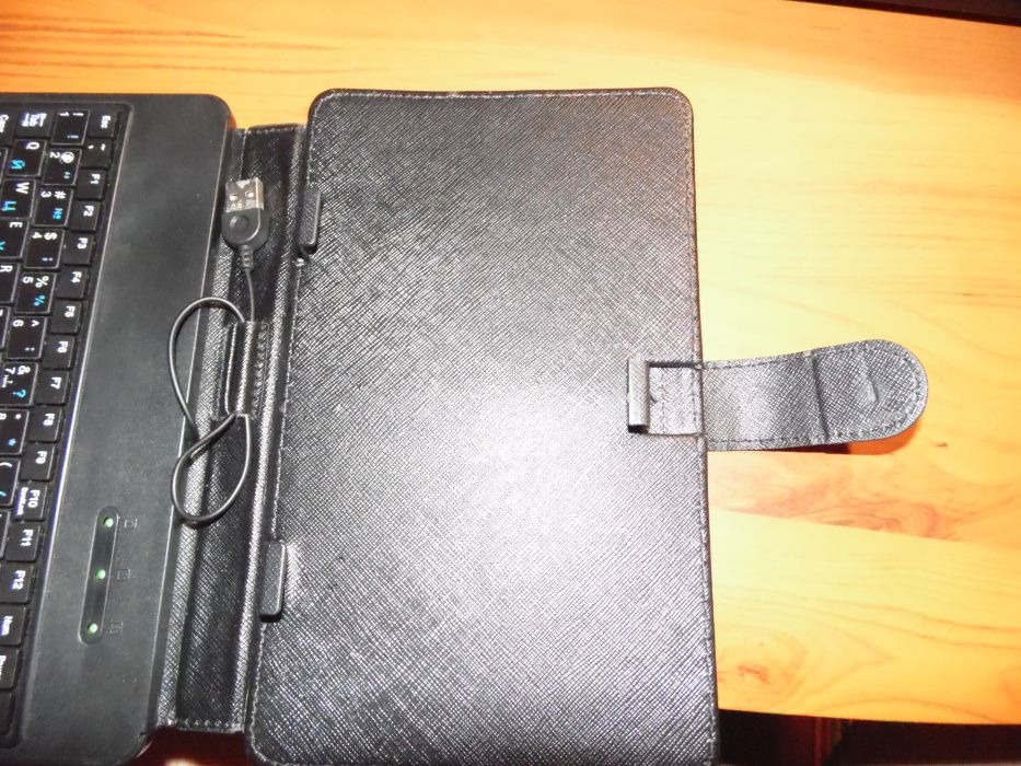 Клавиатура (чехол) для планшета