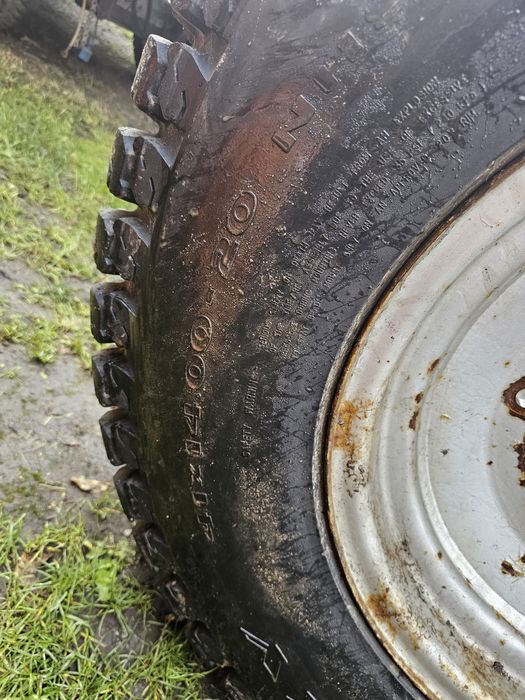 Kola opony felgi trawiaste new holland