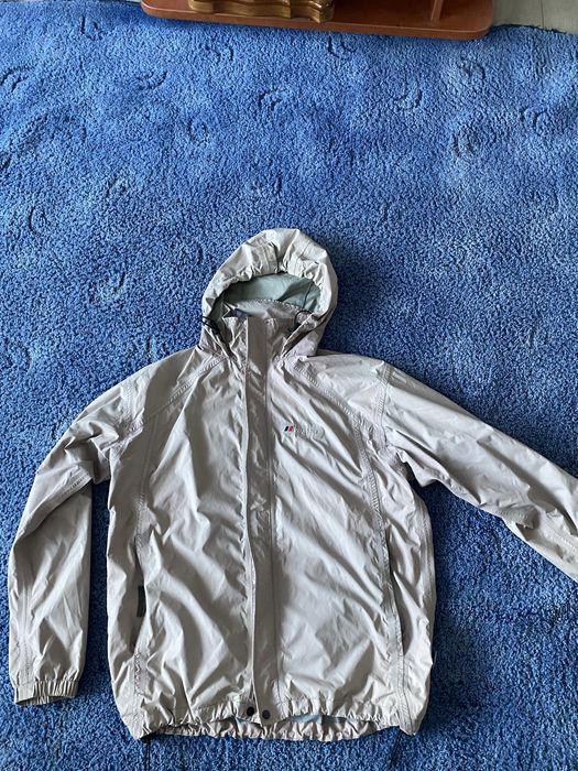 ветровка berghaus
