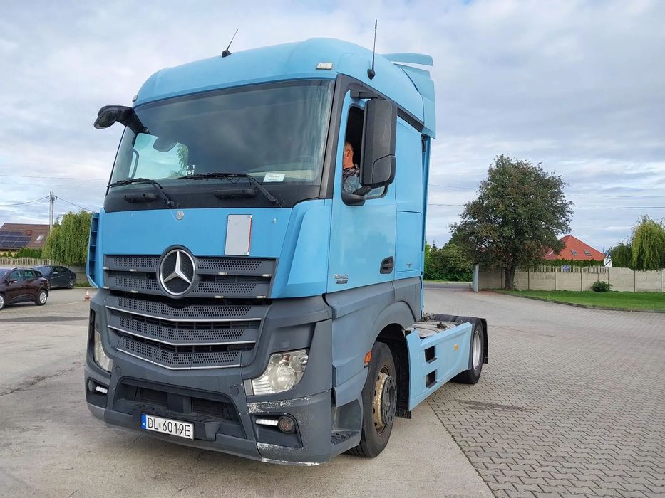 Mercedes-Benz ACTROS 1842  Salonka ,niskie przebieg