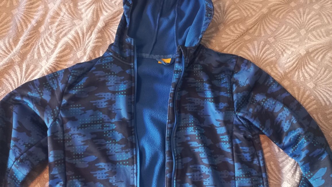 Chłopięca kurtka softshell r.158