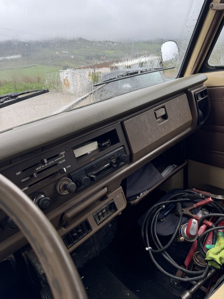 Toyota  dina bu30
