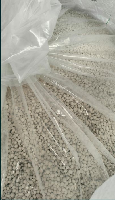 Wapno granulowane magnezowe węglanowe Czarna kreda hummus Środek PFC 2