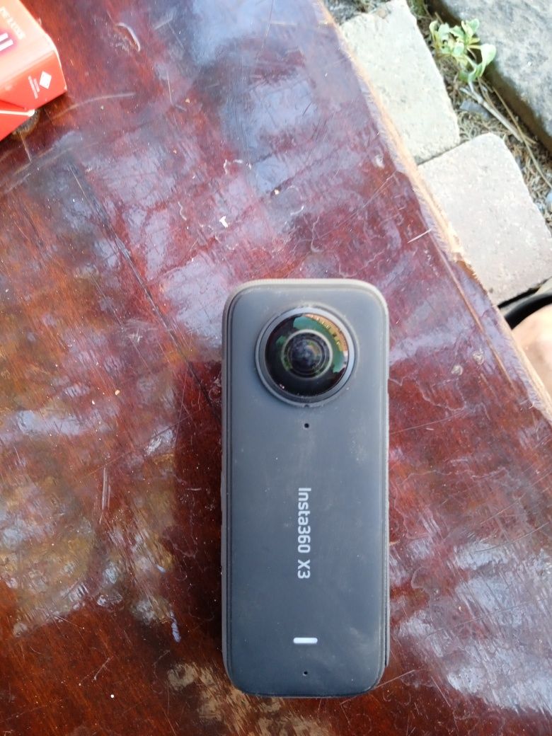 Insta 360 x3 бу срочно