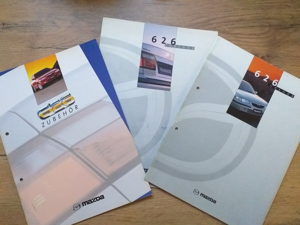 Prospekty/ broszury/katalogi akcesoriów do aut - Mazda 626
