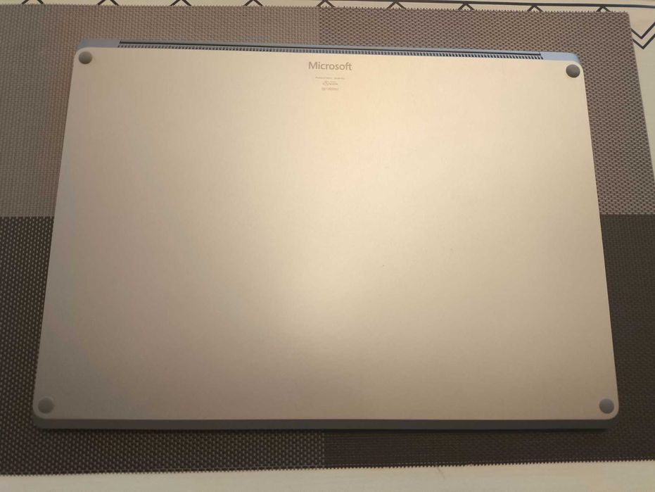 Microsoft Surface Laptop 3 15" 8gb RAM+256gb SSD, 2К тачскрін