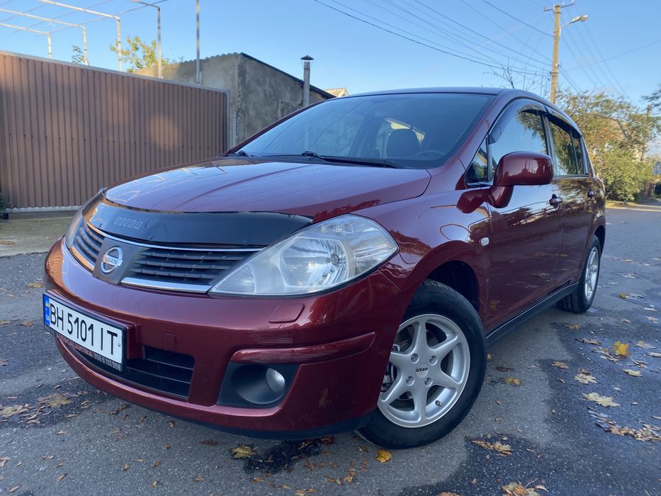 Продам Nissan Tiida