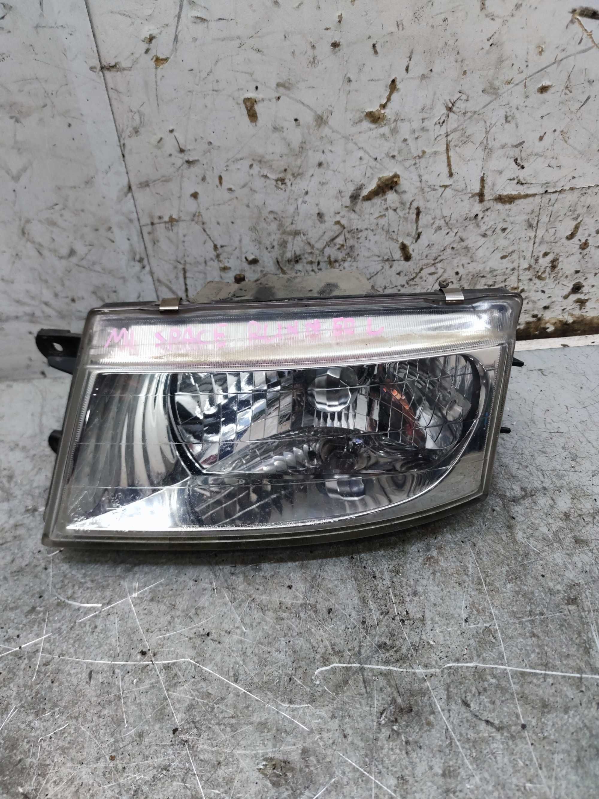 Mitsubishi Space Runer Lampa Reflektor Przedni Lewy Lewy Przód LP