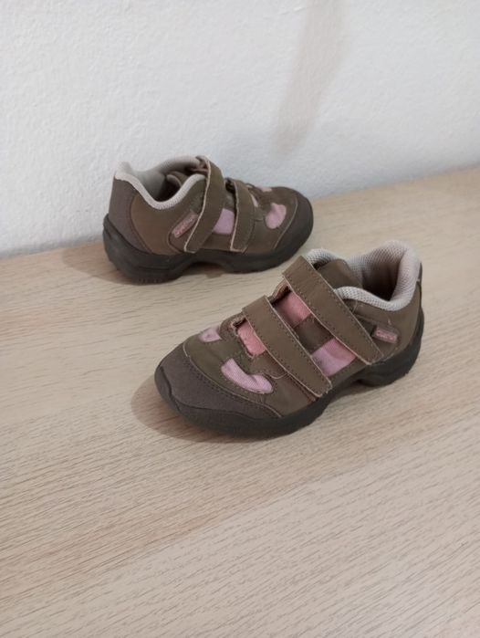 Sapatos Quechua Tamanho 27