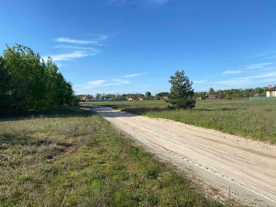 Земельна ділянка в селі Крехаїв