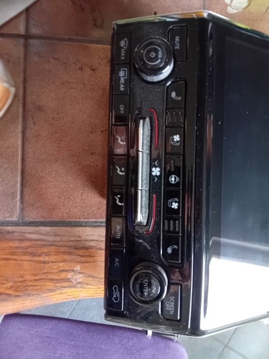 Radio wyswietlacz jeep grand cherokee wl