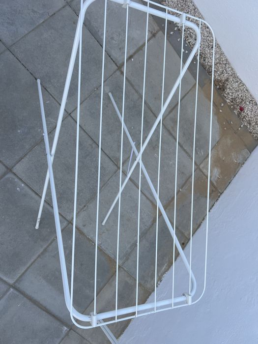Estendal da roupa (2 disponiveis)
