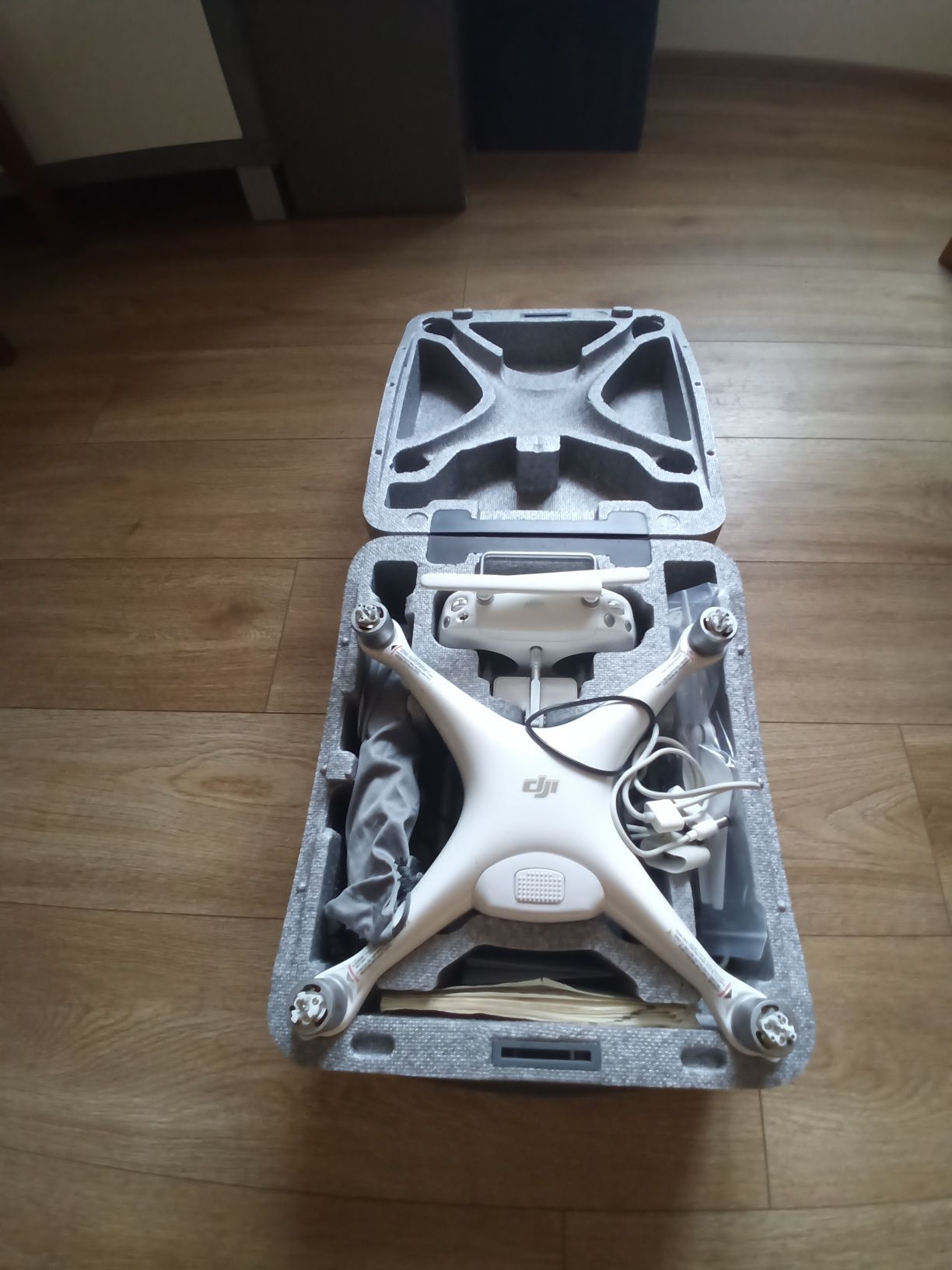 Dron DJI Phantom 4 Advanced