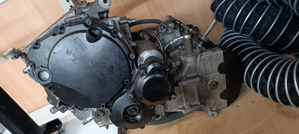 Silnik gsxr750 k2