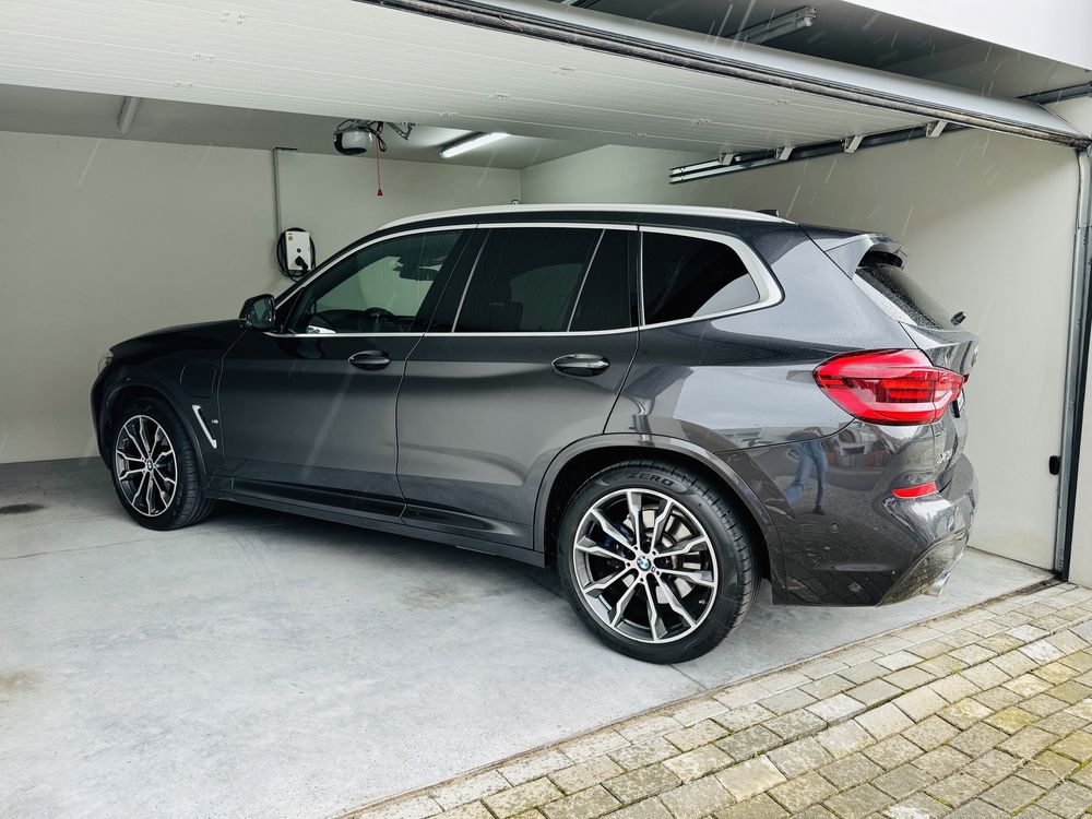 BMW X3 xDrive30e Pack M Plus + Business Plus