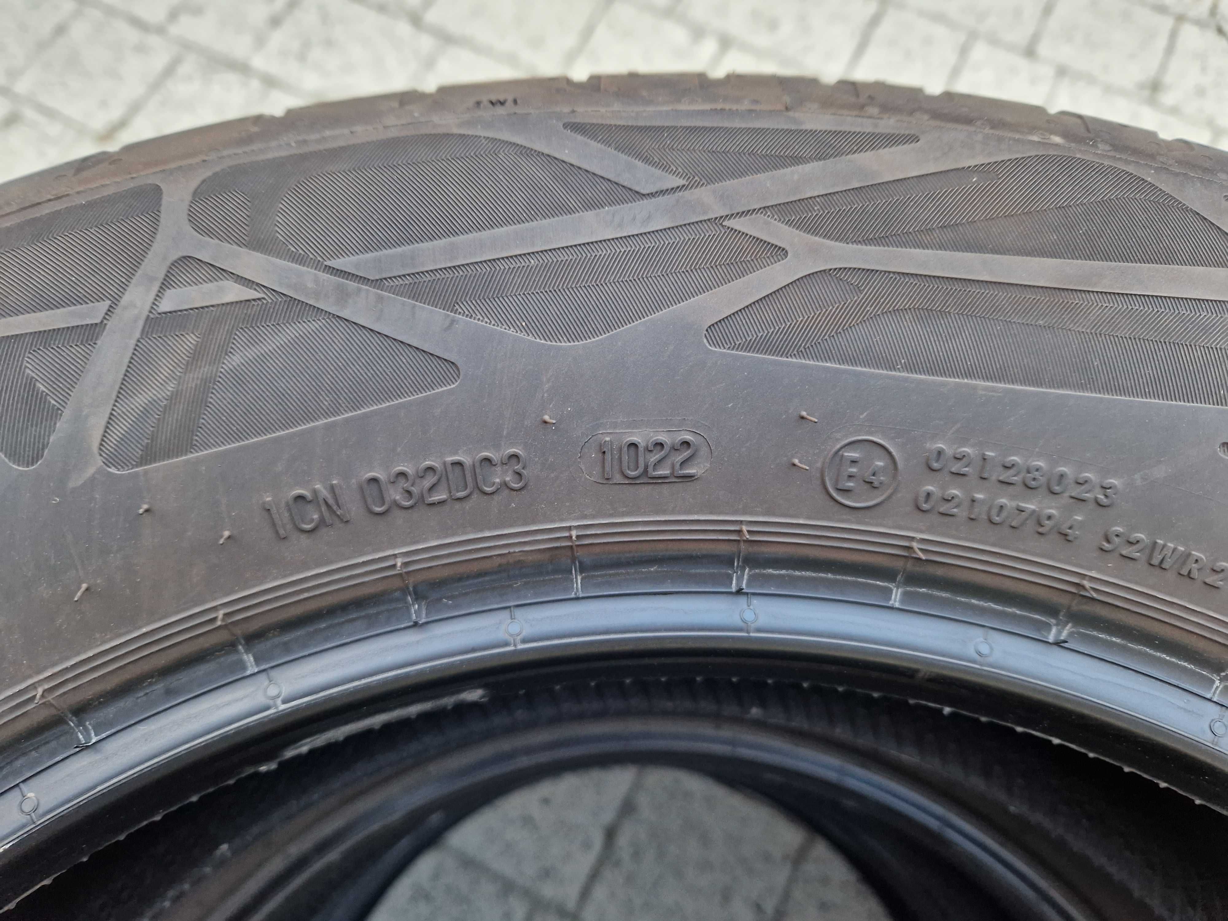 Opony letnie Continental Ecocontact 6 Q 215/60 R17 2022 r. używane