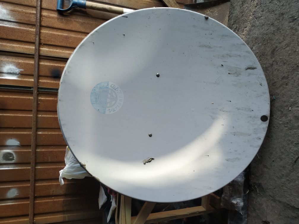 Спутниковая тарелка (антена) ТВ + тюнер