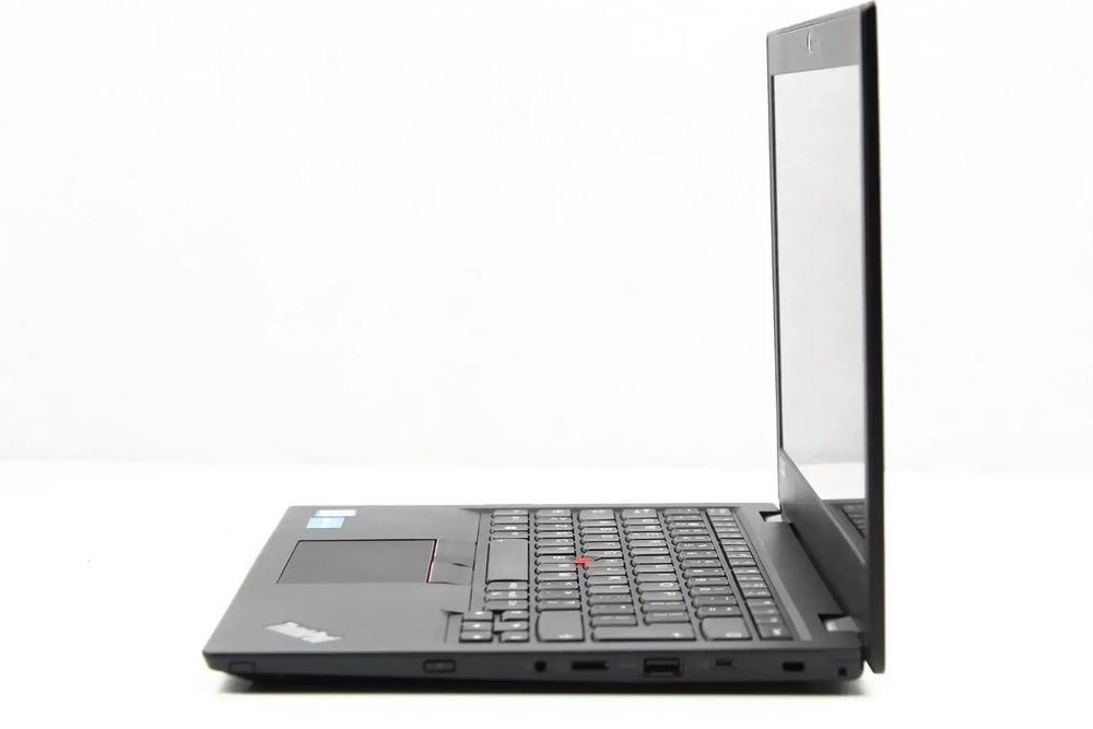 Lenovo Thinkpad L390 i5-8265U 32 GB 1 TB SSD 13,3" Windows 11 Pro