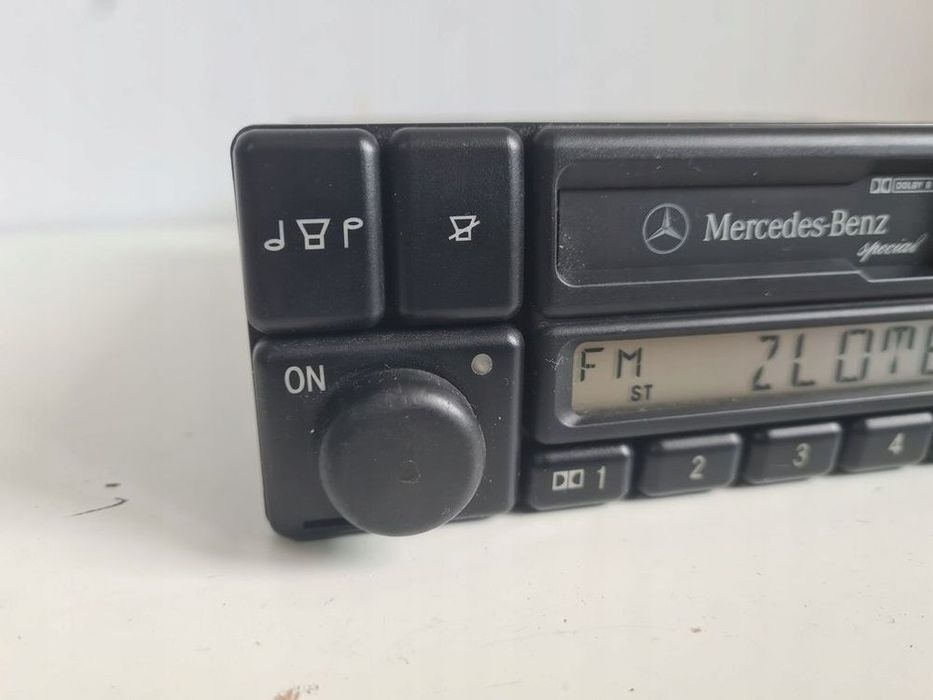 radio becker w124 190 w202 w210 slk clk w140 w208 r170 mercedes specia