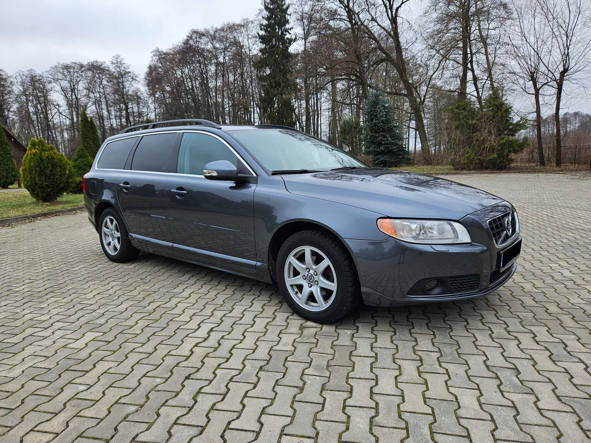 Volvo v70 2.0 D 136 ps 2009 r