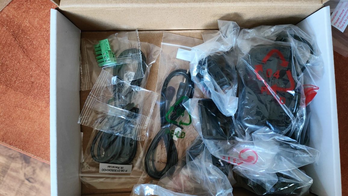 Ekstender HDMI 4K przed skrętkę HDbaseT 70m nowy