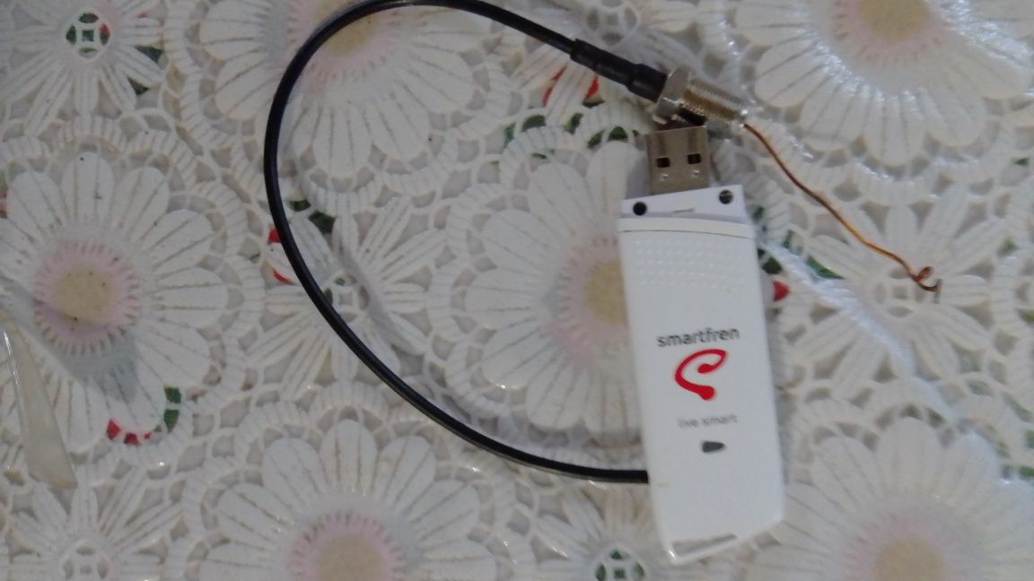 Модем ZTE AC81 b Интертелеком звонилка Rev b