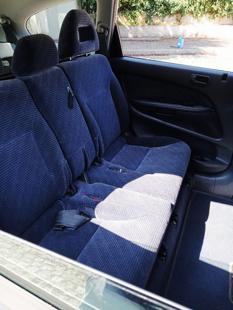Honda Stream 1.7 Vtec