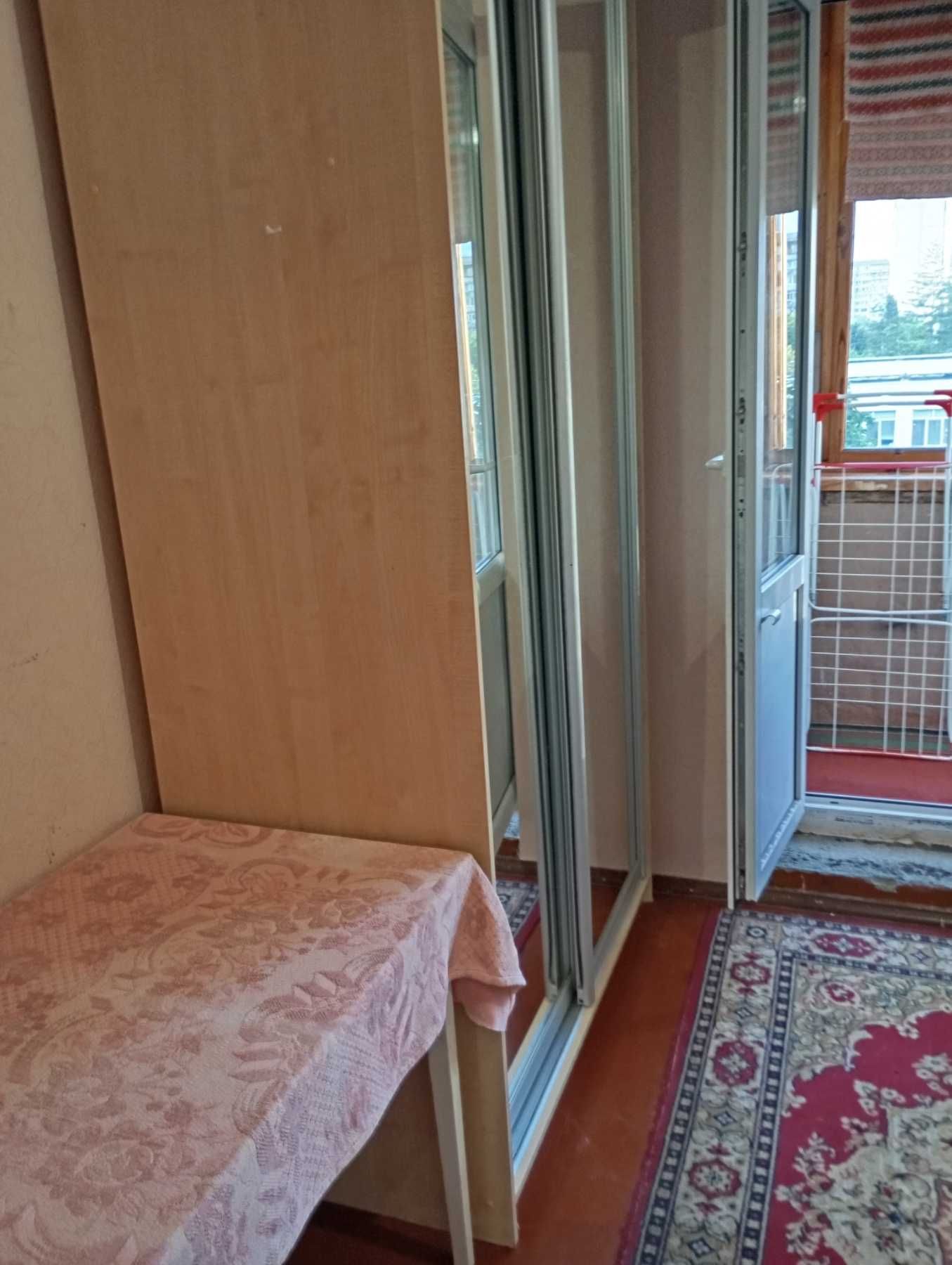 Комната без хозяев, в 500м от м.Минская, Оболонь