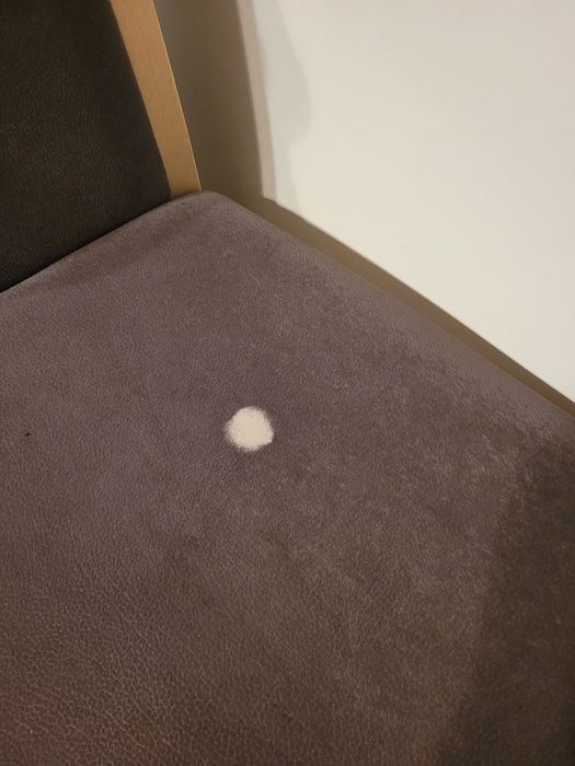 Solidny stół + 6 krzeseł, wodoodporny obrus GRATIS