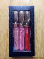 Conjunto batons lipgloss makeup novo