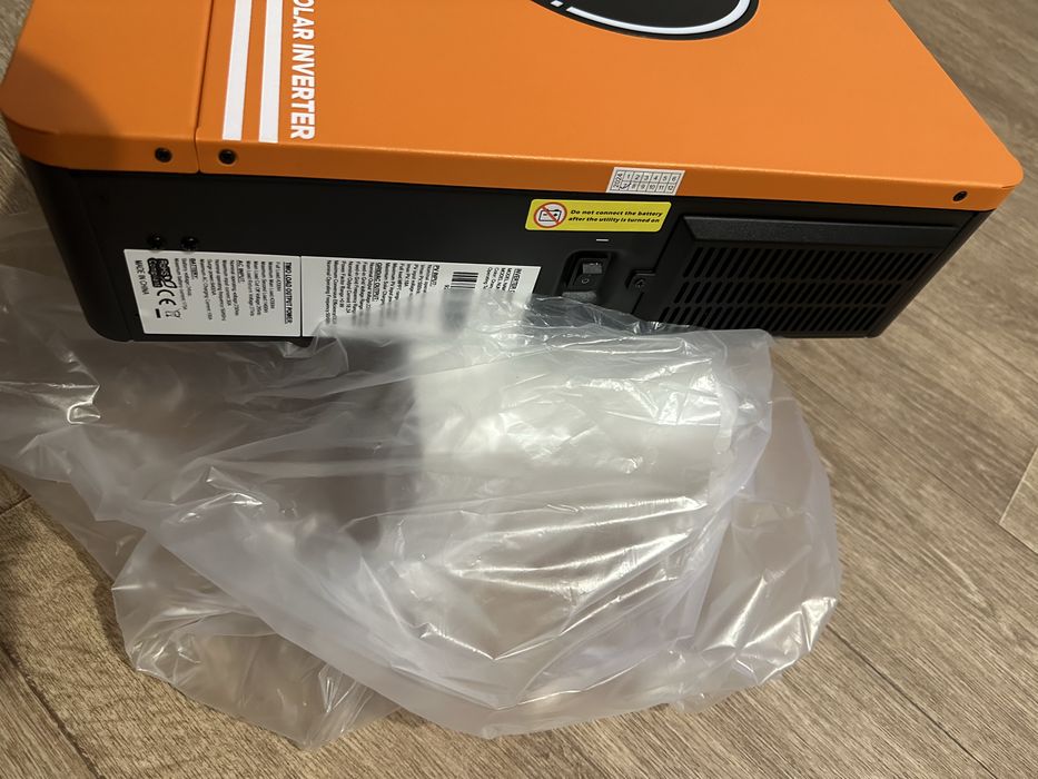 Продам гібридний інвертор Anern eco 4200 24в