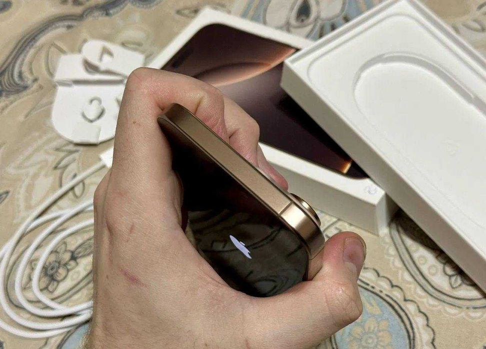 iPhone 16 Pro Max, 256 ГБ