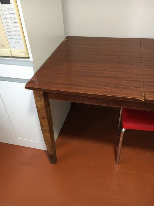 Стіл для кухні розкладний