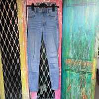 Spodnie jeansowe Zara [36]