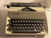 Maszyna do pisanie Łucznik 1301