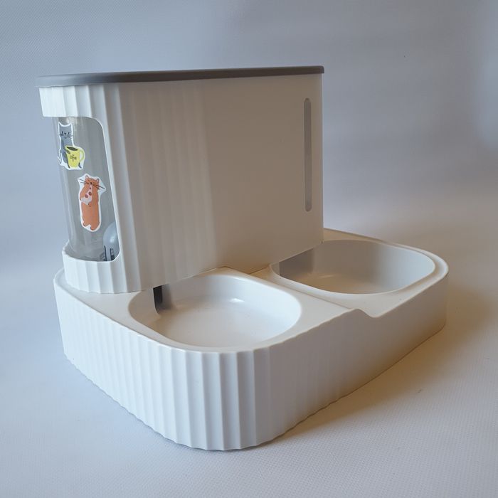 Поилка для котов