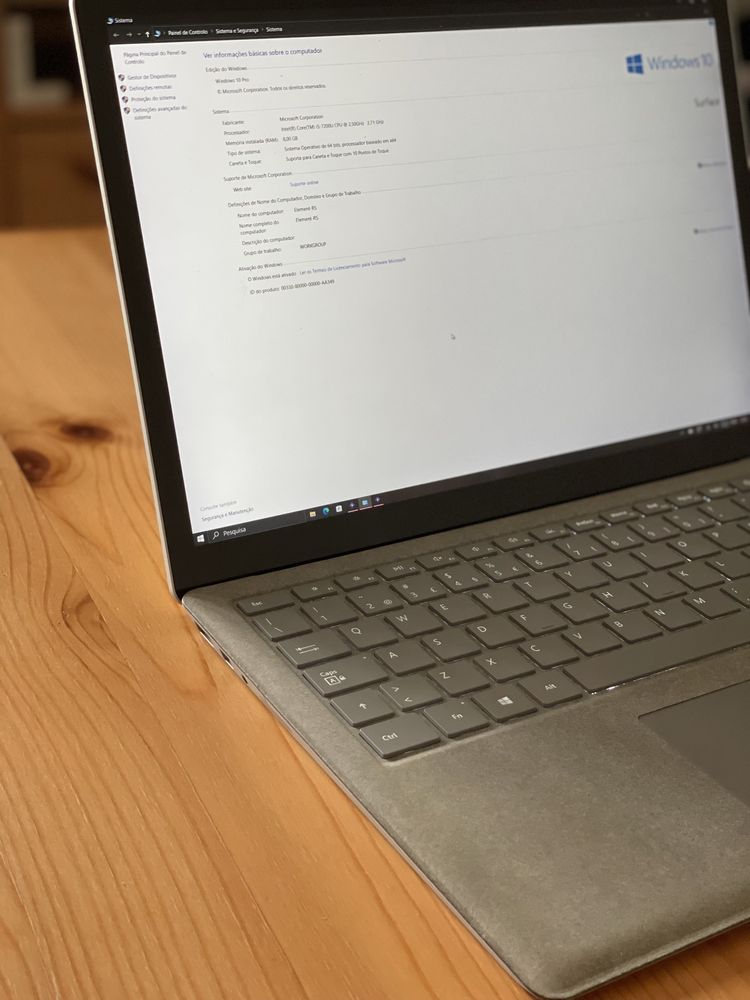 Microsoft Surface Laptop 2