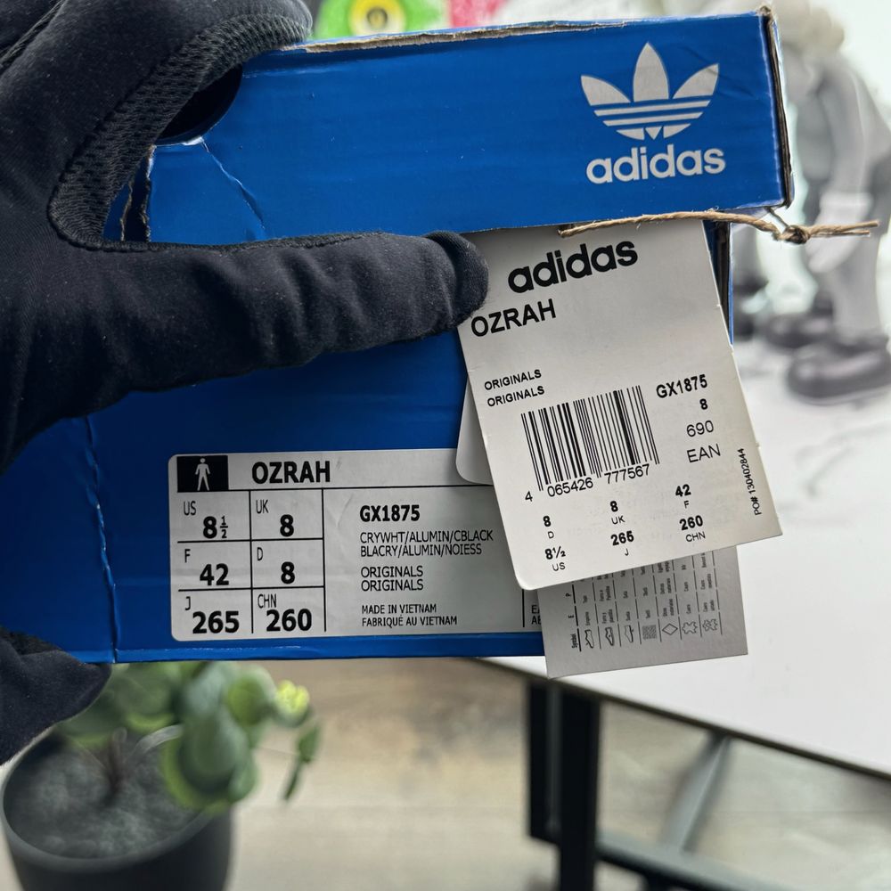 Нові кросівки Adidas Ozrah 42 розмір 729