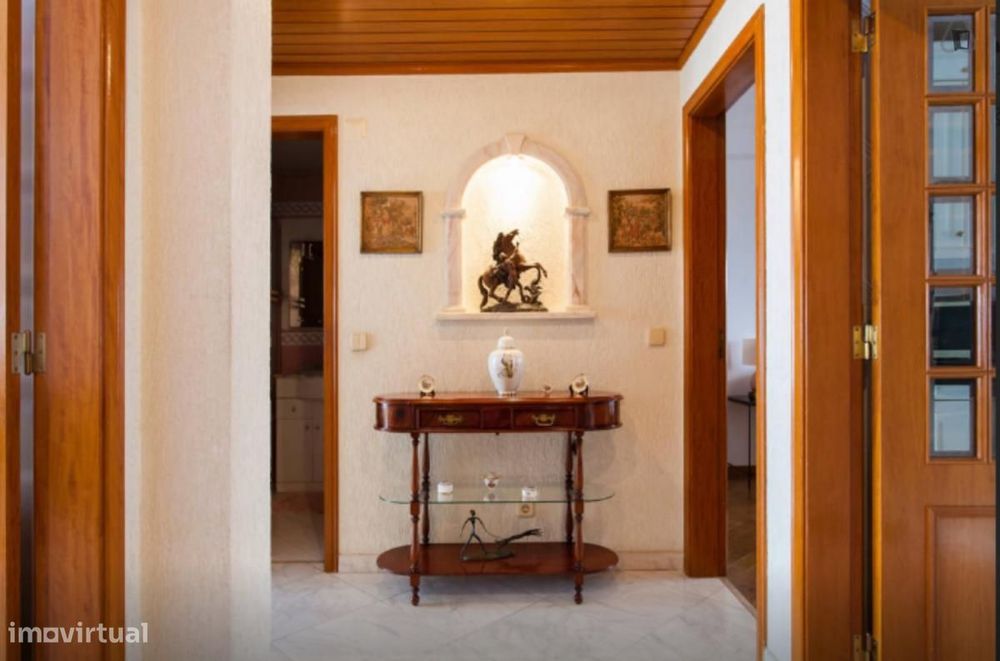 Apartamento com 2 quartos - localizado em Costa da Caparica Lisbon