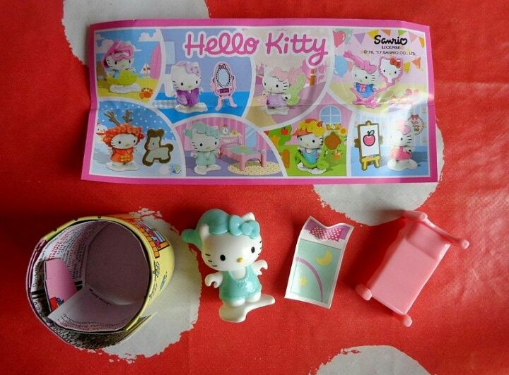NOWA figurka figurki hello kitty kot kotek jajko kinder niespodzianka